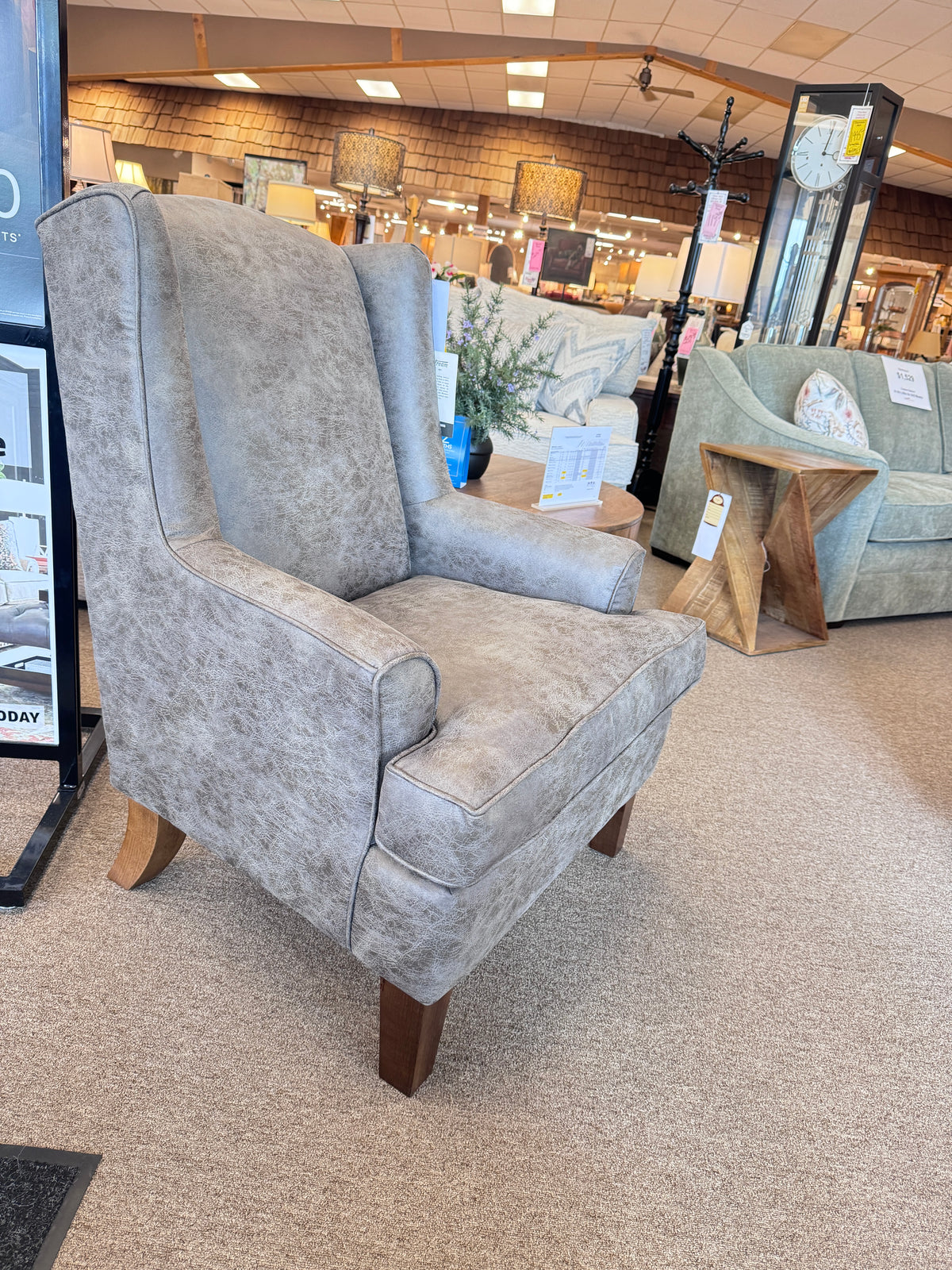 Andrea Chair CLOSEOUT