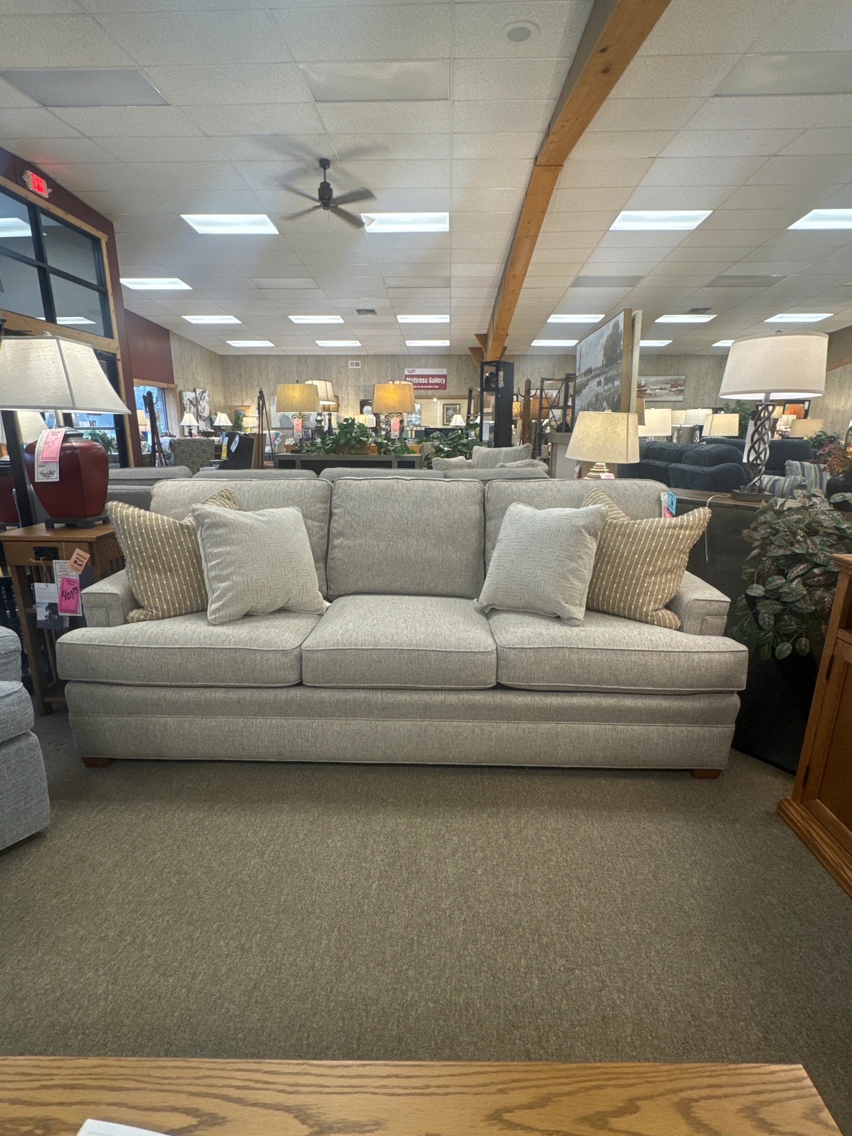 9634KSAT SOFA TRIBECA PEBBLE