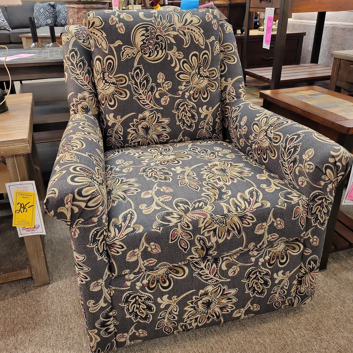 Becca Swivel Chair