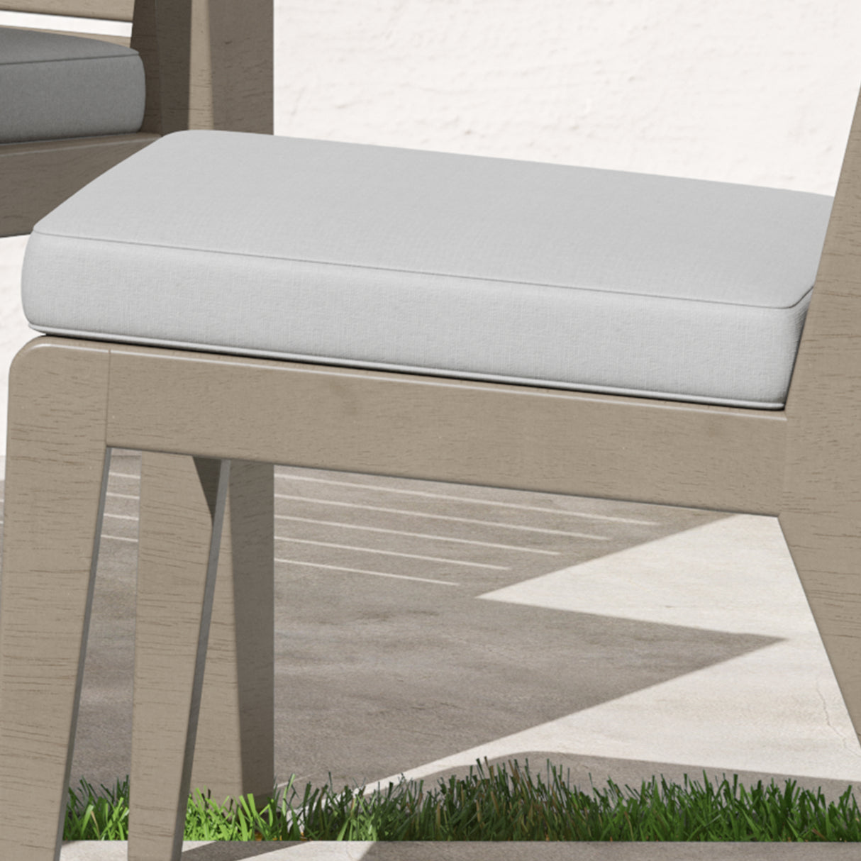 Homestyles Outdoor Dining Table and Four Chairs 5675-37-80Q