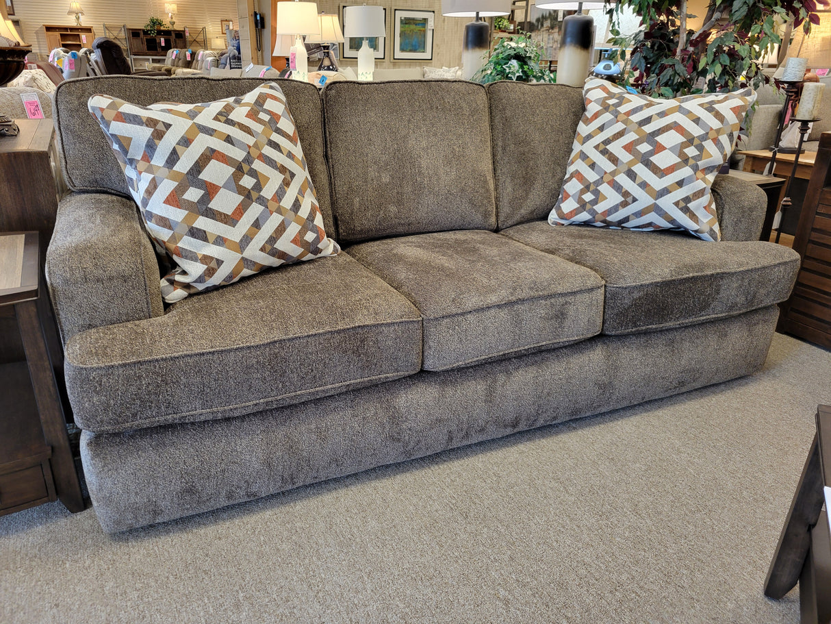 Rouse Sofa 4R00
