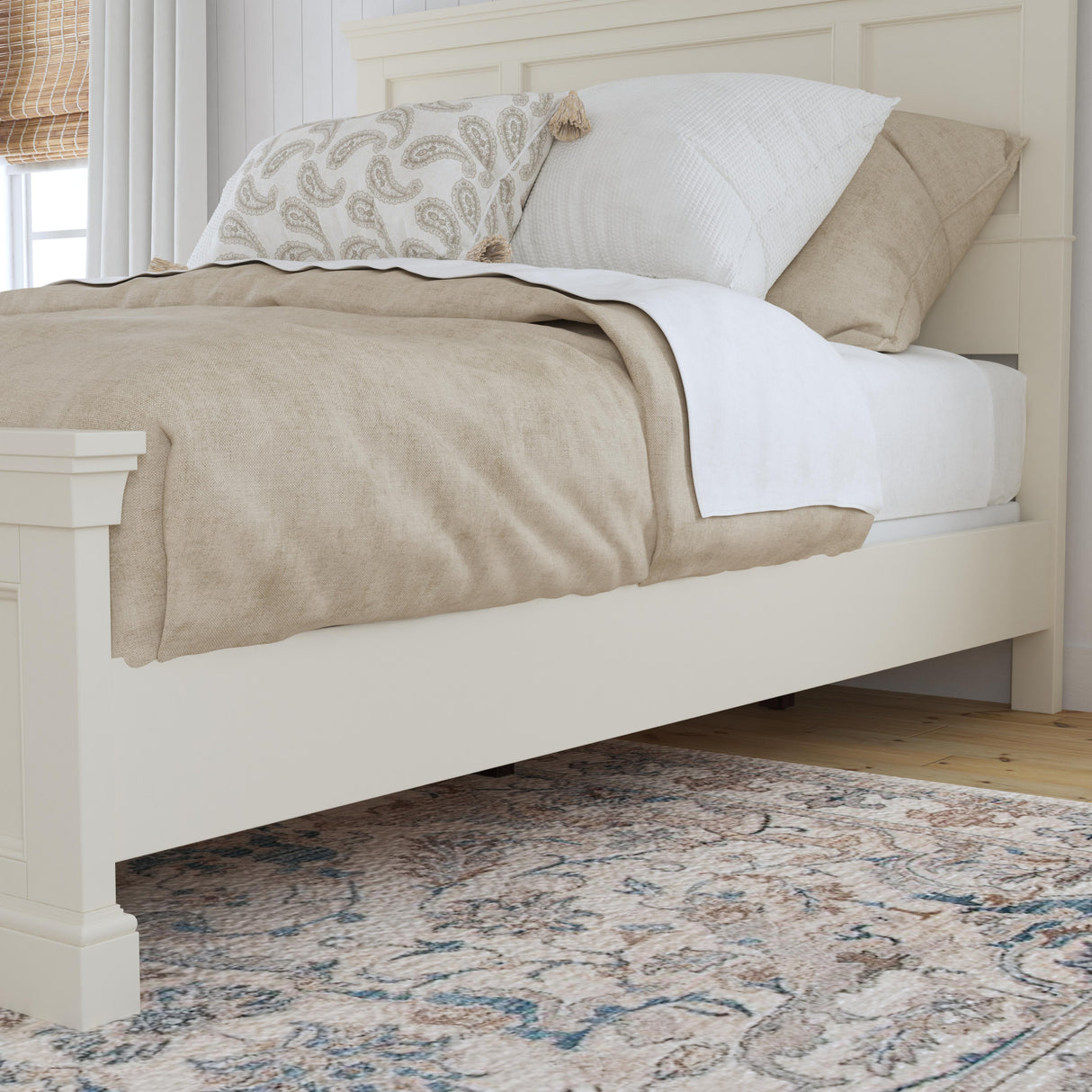 Homestyles Queen Bed, Nightstand and Chest 5530-5014