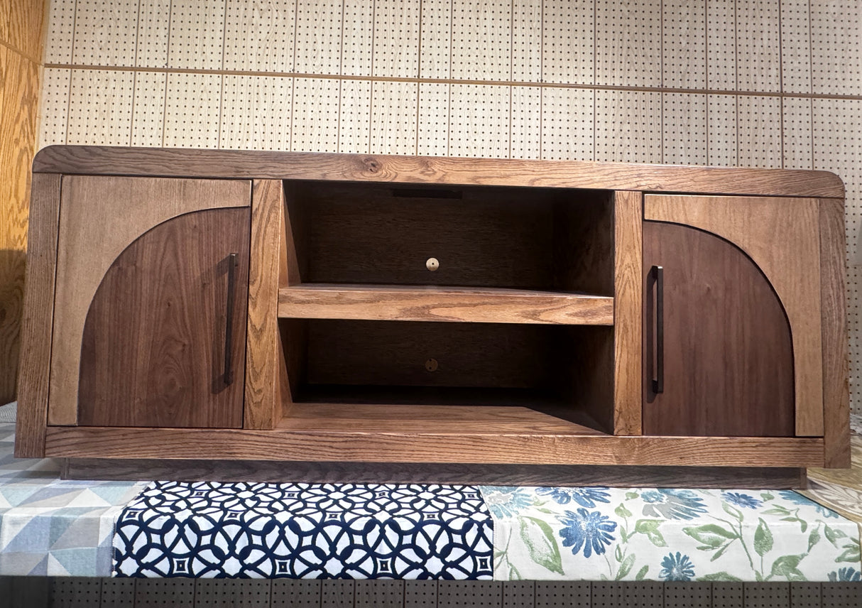 Eclipse TV Console