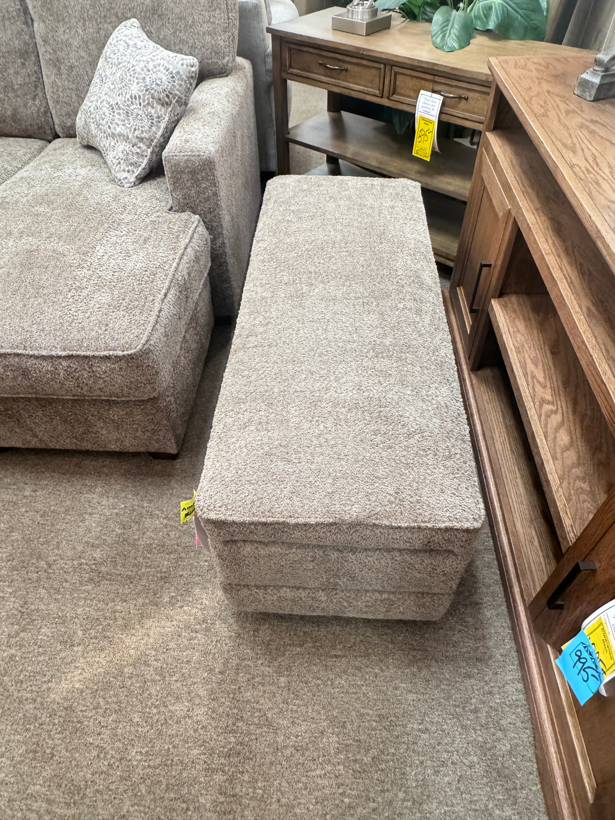 2553 Storage Ottoman