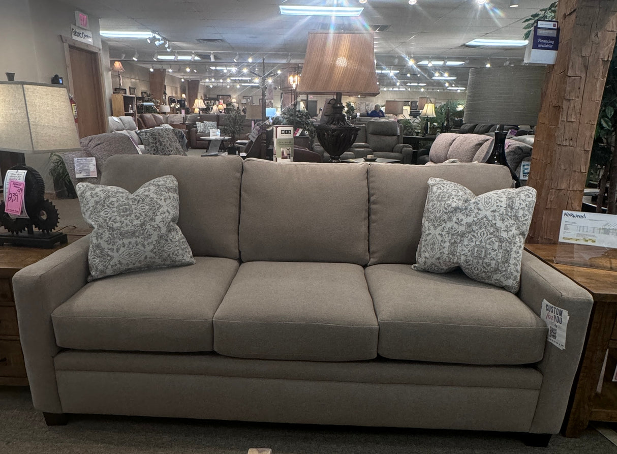 Norwood Sofa 2205 in Crypton