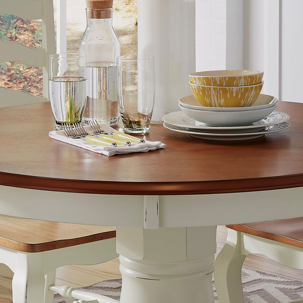 Homestyles Pedestal Dining Table 5518-30
