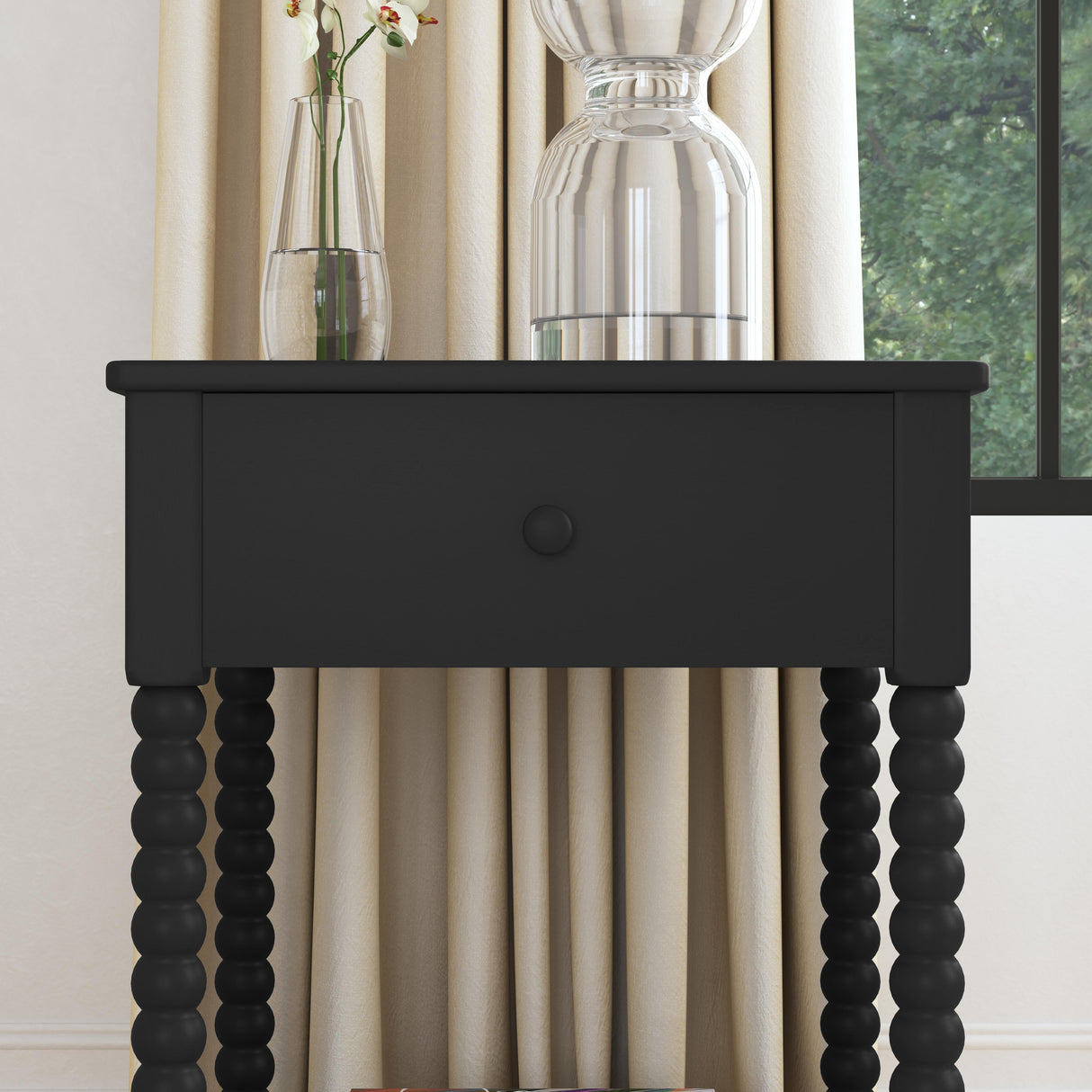 Homestyles King Bed and Two Nightstands 5901-6042