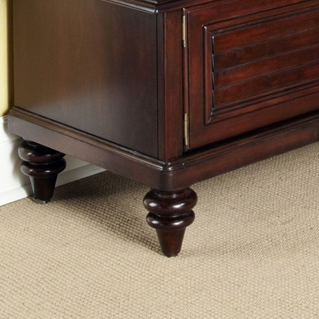 Homestyles Hall Tree 5542-49
