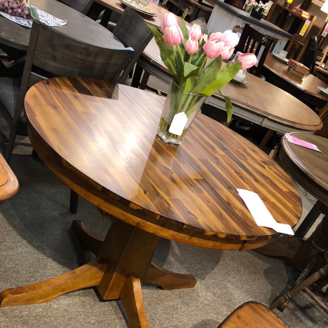 Dining Broadway 50" Round Table