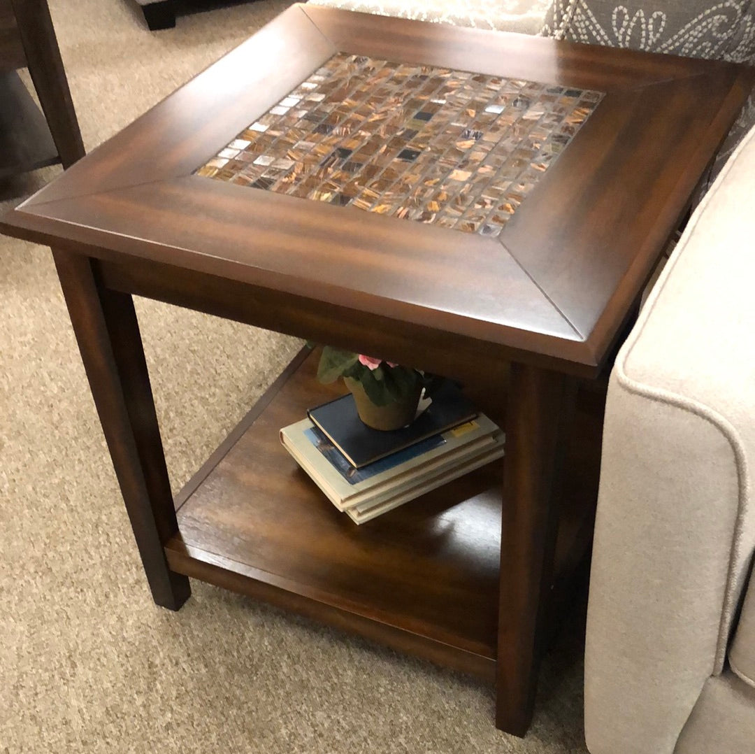 Jofran 698-3 End Table Baraogue