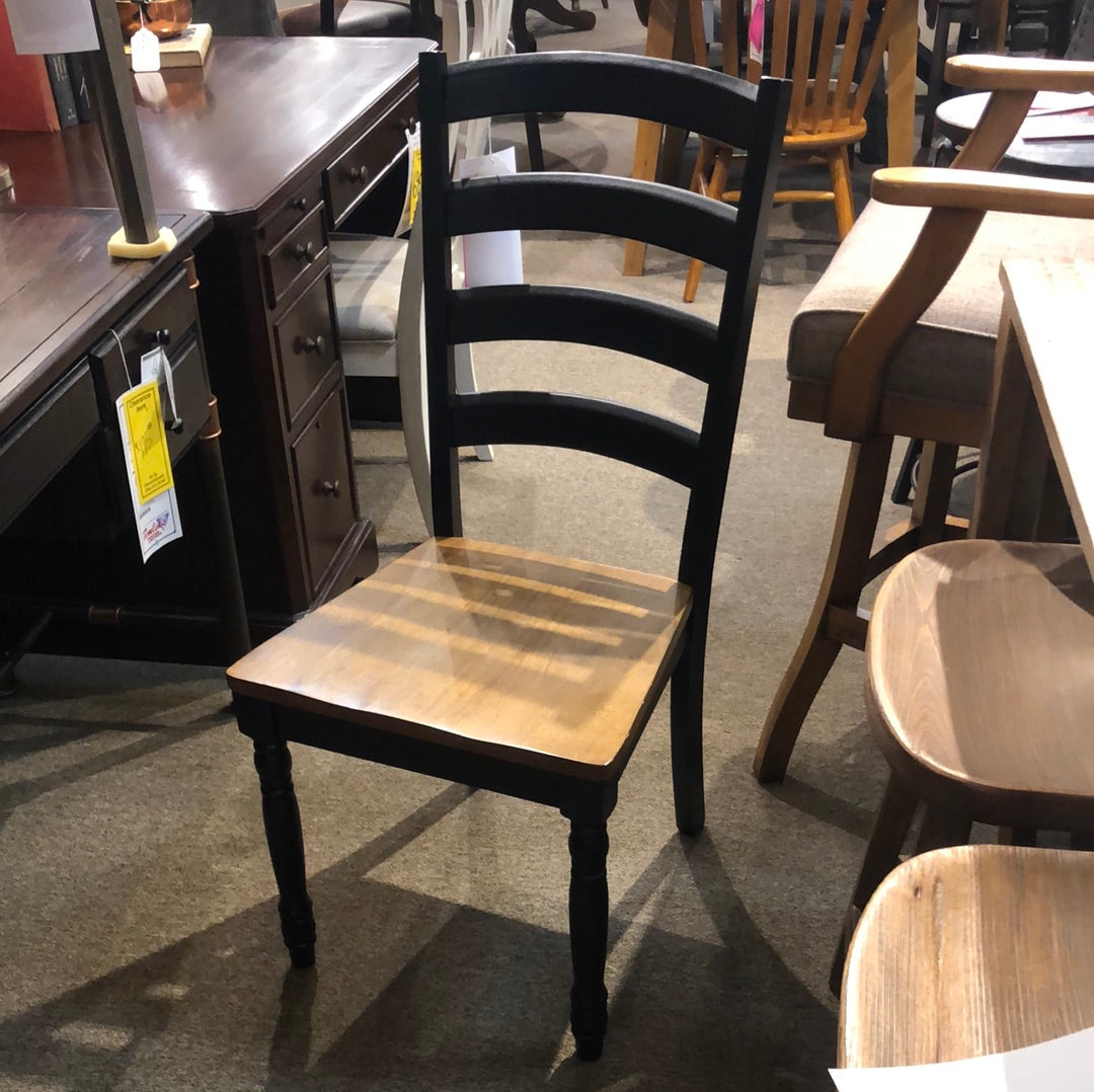 Quails Run - Almond/Ebony Ladder-back Side Chair