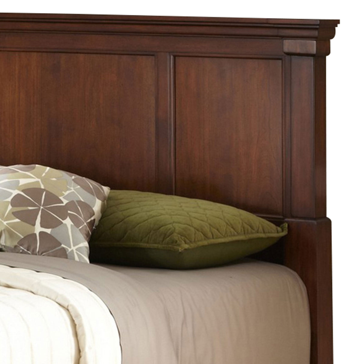 Homestyles King Bed 5520-600