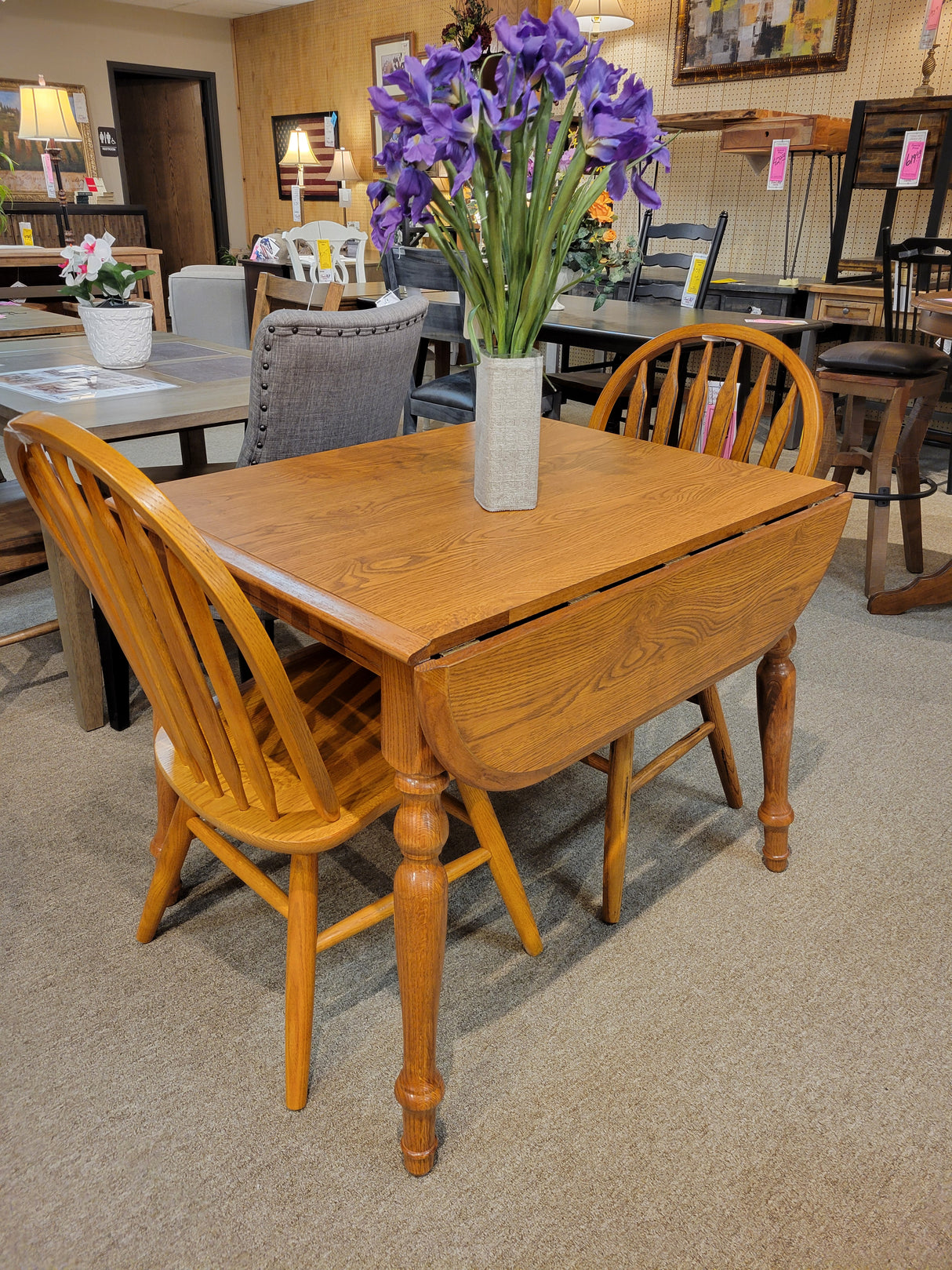 Laminated Drop Leaf Dining Leg Table w/ 2-9" Drop Leaves