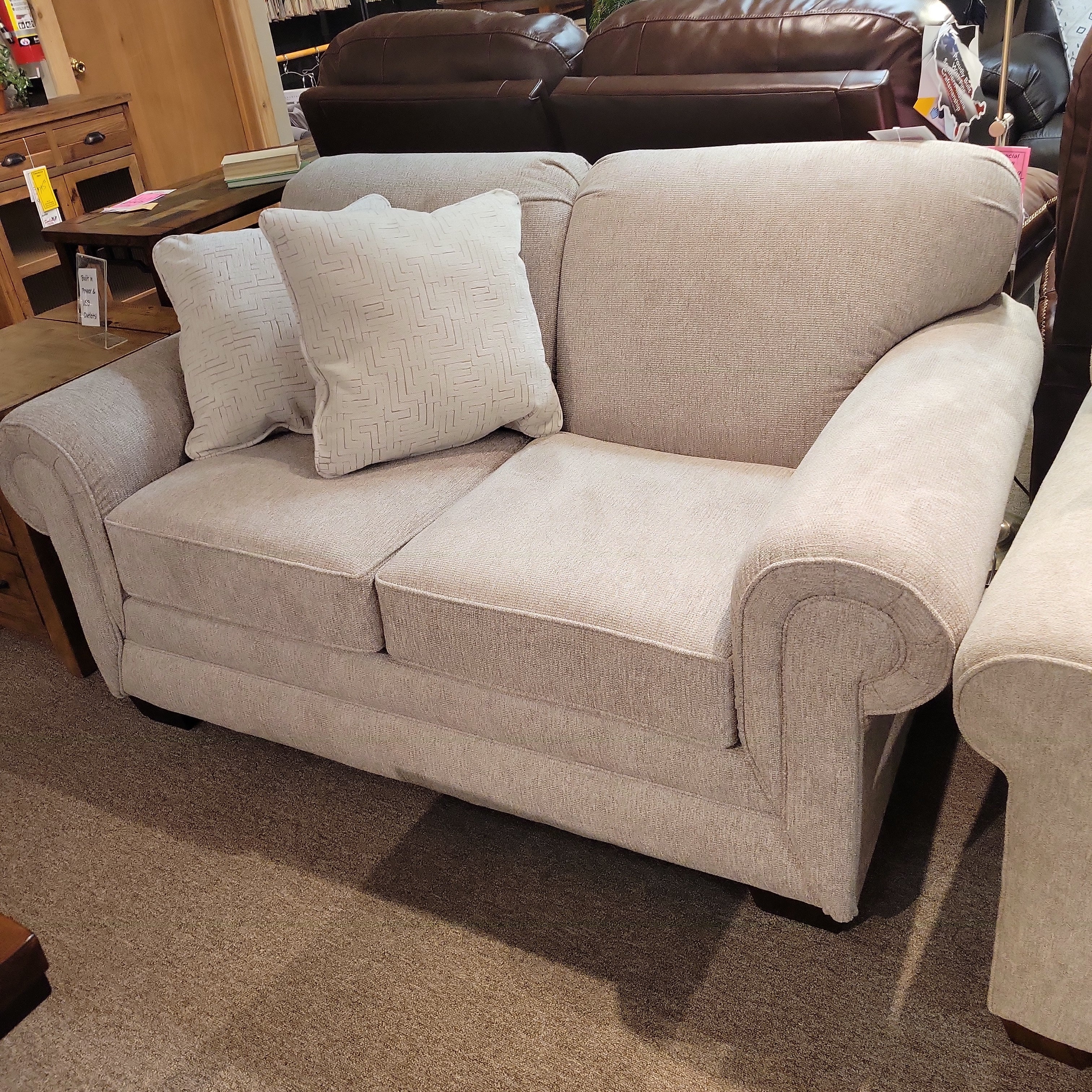 Monroe Loveseat