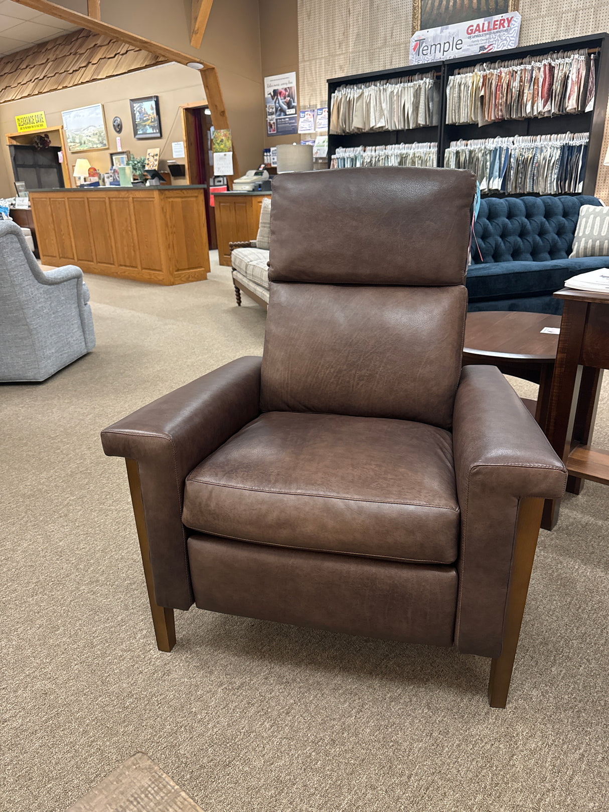 L5620 Recliner