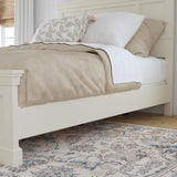 Homestyles Queen Bed 5530-500