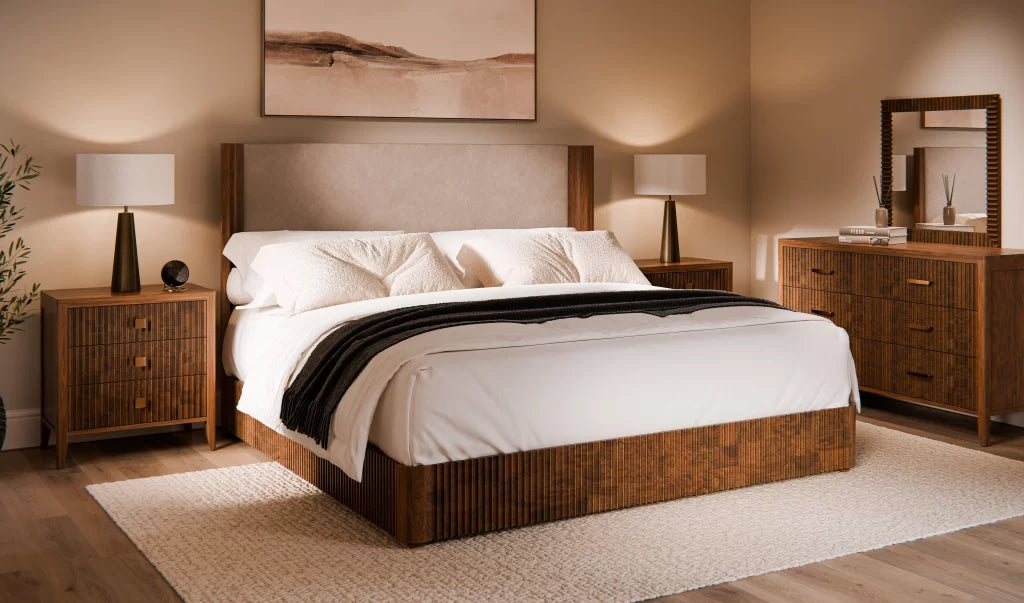Glacier Upholstered headbrd Bed