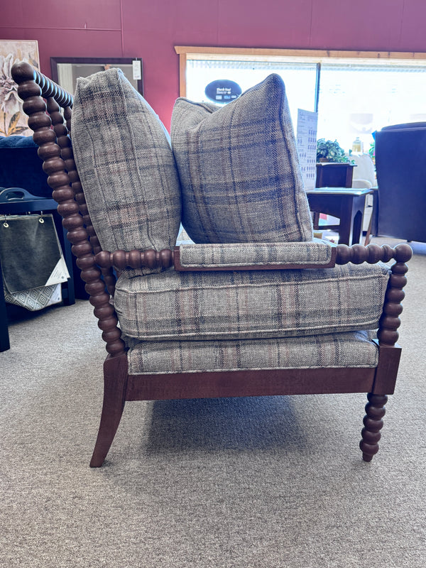 1301-56 Sahara Settee