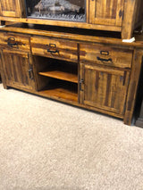 1512 Entertainment/Media