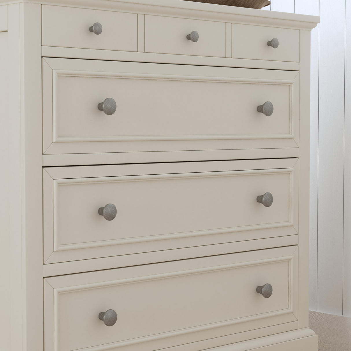 Homestyles Chest 5530-41