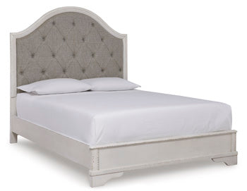 Queen Panel Footboard w/Rails Blendon Chipped White