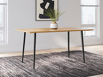 Rectangular Dining Room Table Gretlynn Black/Natural