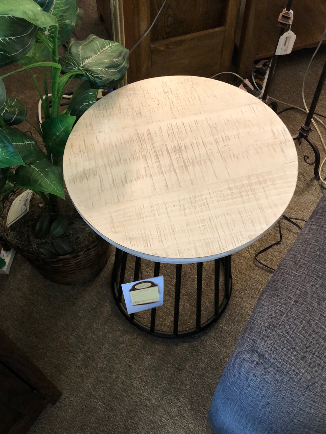 Cosala Ocassional Table