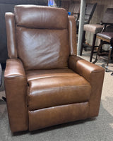 2Q00 Recliner