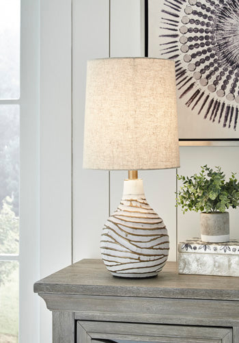 Metal Table Lamp (1/CN) Aleela White/Gold Finish