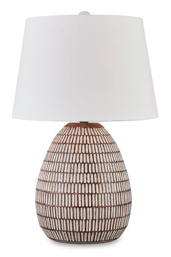 Metal Table Lamp (1/CN) Darrich Beige/White