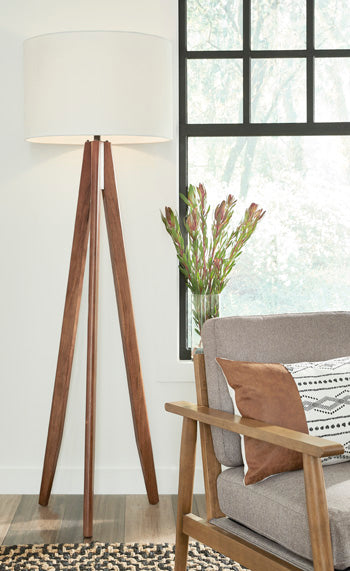 Wood Floor Lamp (1/CN) Dallson Brown