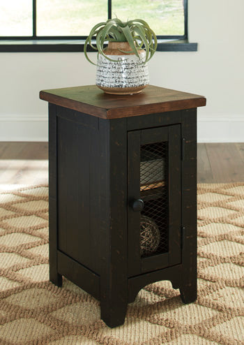 Chair Side End Table Valebeck Black/Brown