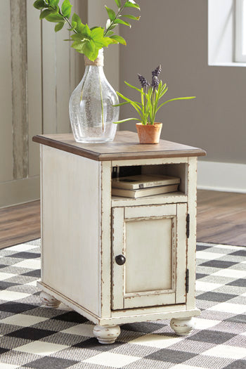 Chair Side End Table Realyn White/Brown