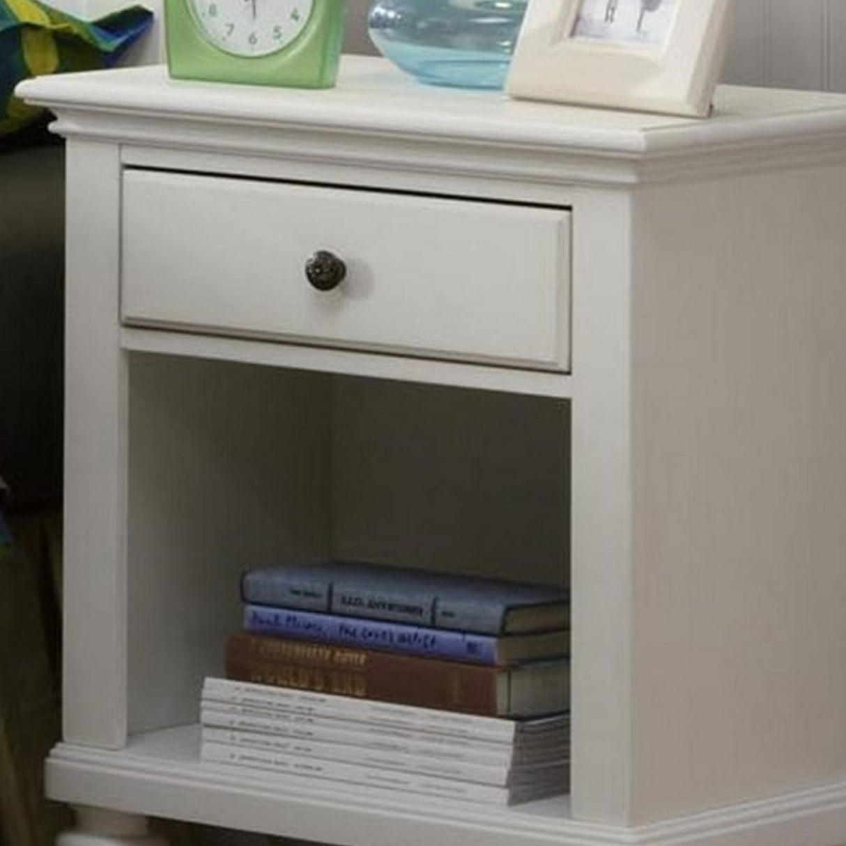 Homestyles Nightstand 5543-42