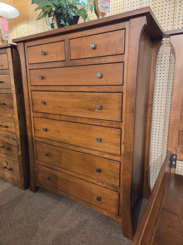 Theresa 1970 Amish 7 Drawer Chest