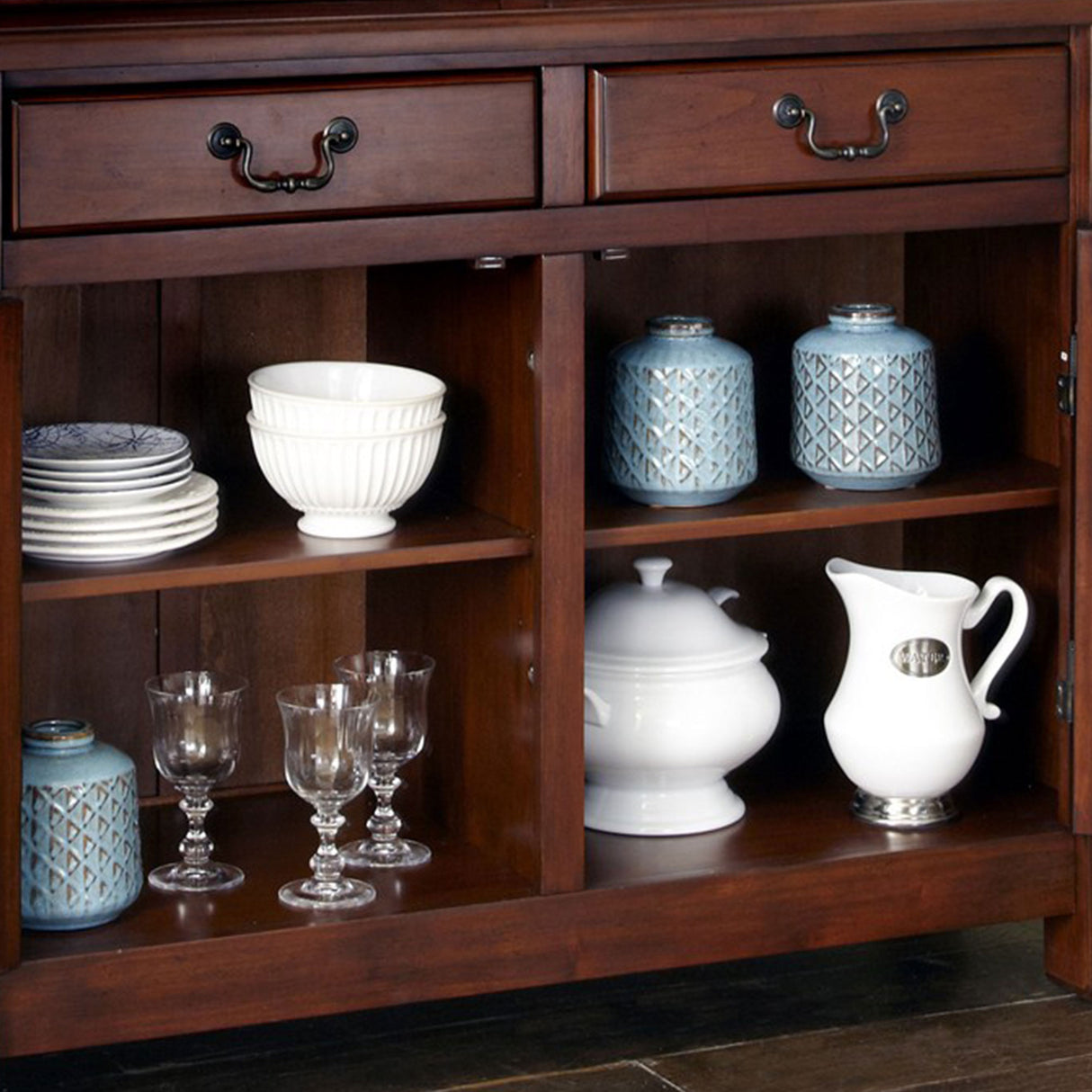 Homestyles Buffet 5520-61